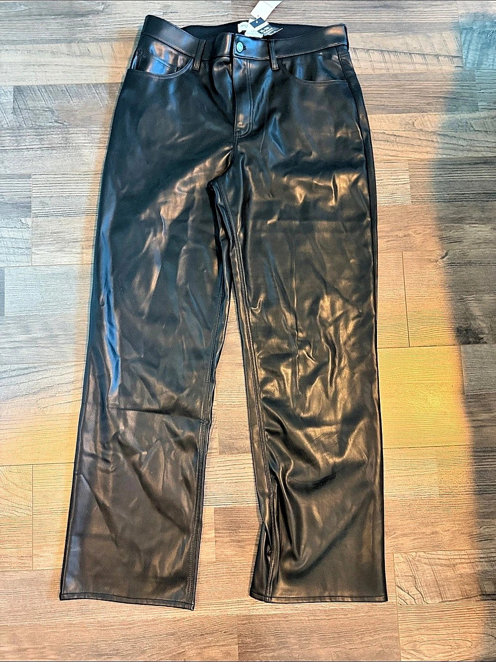Abercrombie & Fitch '90s Relaxed High Rise Black Leather Straight, Curve Love